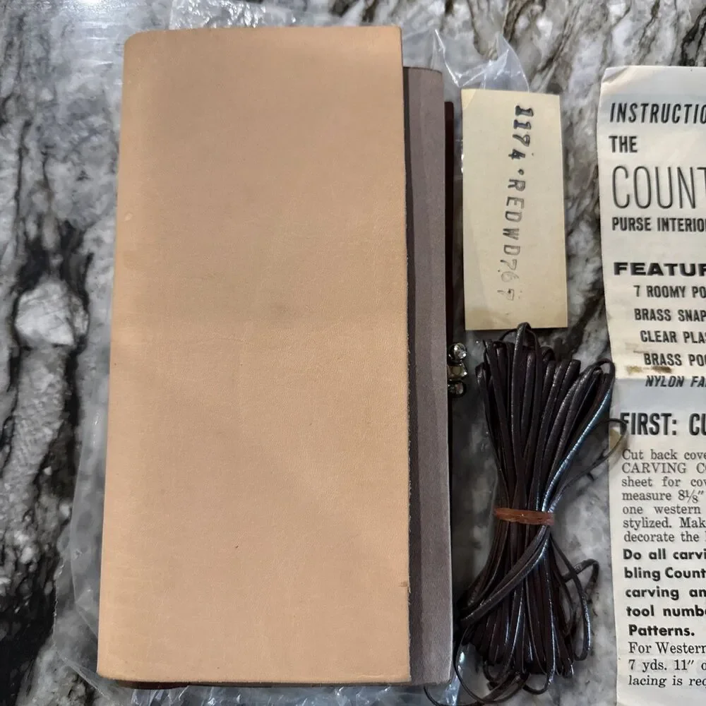 Vintage Tandy Leather The Countess Purse Wallet New Old Stock Complete Kit